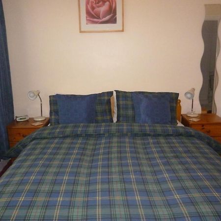 The New Inn Guest House Bridgend  Room photo