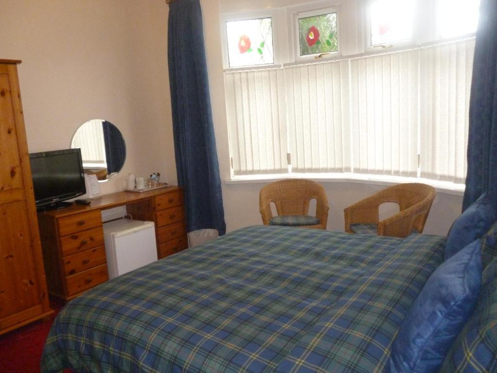 The New Inn Guest House Bridgend  Room photo