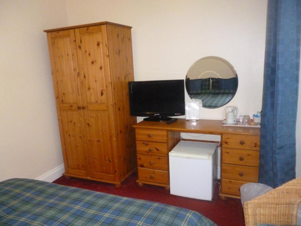 The New Inn Guest House Bridgend  Room photo